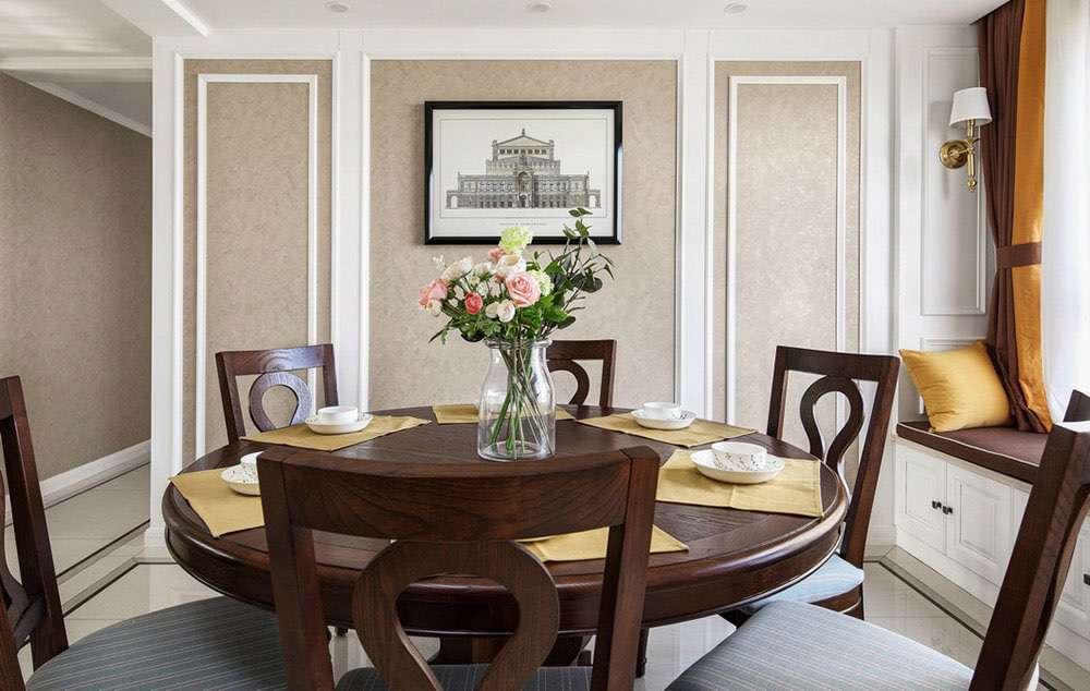 American Style dining table