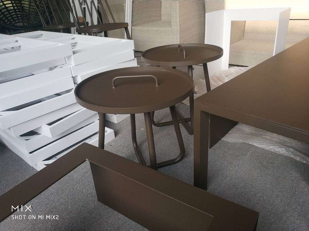 china custom made outdoor side table factory