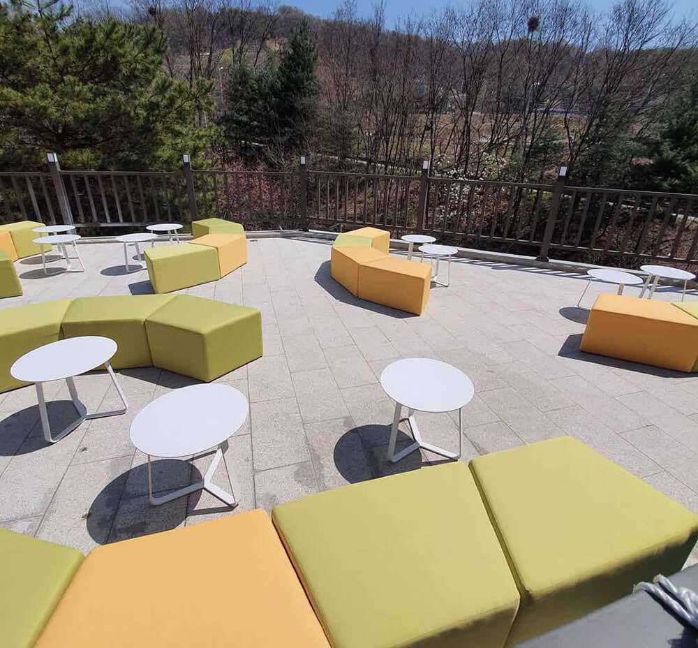 Custom made Patio outdoor furniture for Korea Coffee Shop
